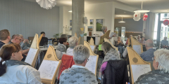 Konzert Veeh-Harfe Musikensemble spielt Frühlingslieder